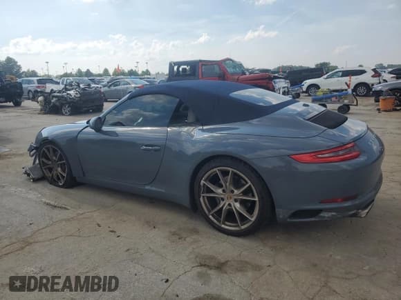 ✅ 2017 Porsche 911 Carrera • VIN: WP0CA2A97HS142039 • Lot: 68366185. Wystawiony na Copart z przebiegiem 79 377 mil. Bezpłatny archiwum sprzedaży aukcyjnych z USA i szczegółowy raport historii pojazdu na DreamBid. Zdjęcie 2.