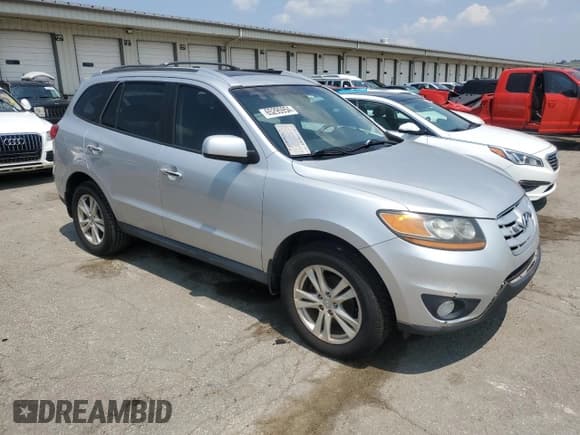 ✅ 2011 Hyundai Santa Fe Limited • VIN: 5XYZK4AG3BG039165 • Lot: 65295954. Listed on Copart with 318,063 mi. Free auction sales archive from the USA and detailed vehicle history report at DreamBid. Image 4.