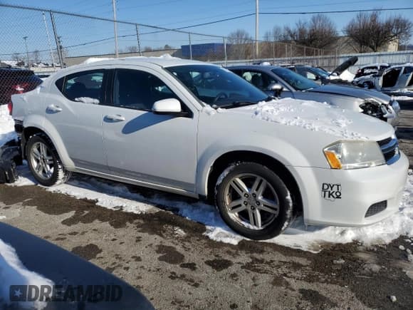 ✅ 2012 Dodge Avenger SXT • VIN: 1C3CDZCB2CN290580 • Лот: 87745305. Опубликован ранее на Copart с пробегом 187 311 миль. Бесплатный доступ к архиву аукционных продаж из США и подробный отчёт об истории автомобиля на DreamBid. Изображение 4.
