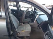 ✅ 2006 Saturn VUE • VIN: 5GZCZ33D66S880247 • Lot: 42141611. Wystawiony na IAAI z przebiegiem 211 897 mil. Bezpłatny archiwum sprzedaży aukcyjnych z USA i szczegółowy raport historii pojazdu na DreamBid. Zdjęcie 5.