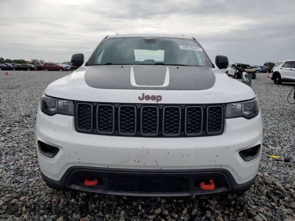 2019 Jeep Grand Cherokee Trailhawk с VIN 1C4RJFLT3KC645904, выставлен на аукционе Copart как лот 59678895 с пробегом 70 456 миль миль и Списание • Salvage title. История ставок и продаж доступна на DreamBid. Изображение 5.