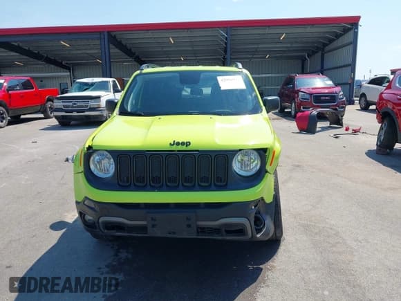 ✅ 2018 Jeep Renegade Sport • VIN: ZACCJBAB6JPH65585 • Lot: 42996972. Wystawiony na IAAI z przebiegiem 85 840 mil. Bezpłatny archiwum sprzedaży aukcyjnych z USA i szczegółowy raport historii pojazdu na DreamBid. Zdjęcie 12.