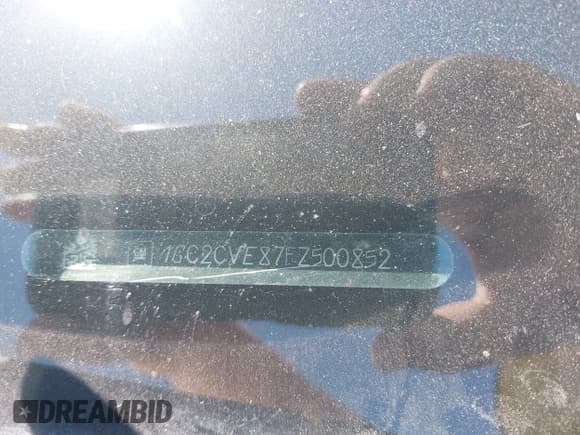 ✅ 2015 Chevrolet Silverado 2500HD LT • VIN: 1GC2CVE87FZ500852 • Lot: 43023197. Listed on IAAI with 214,790 mi. Free auction sales archive from the USA and detailed vehicle history report at DreamBid. Image 9.