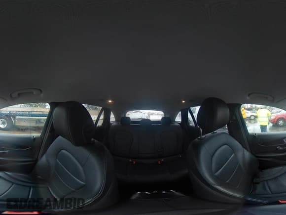 ✅ 2017 Mercedes-Benz GLC 300 • VIN: WDC0G4JBXHF198091 • Лот: 43716003. Опубликован ранее на IAAI с пробегом 102 813 миль. Бесплатный доступ к архиву аукционных продаж из США и подробный отчёт об истории автомобиля на DreamBid. Изображение 19.