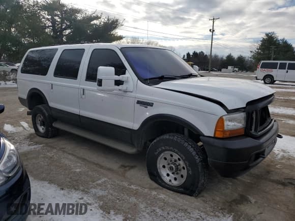 ✅ 2001 Ford Excursion Limited • VIN: 1FMSU43F81ED72660 • Lot: 89268045. Wystawiony na Copart z przebiegiem 231 100 mil. Bezpłatny archiwum sprzedaży aukcyjnych z USA i szczegółowy raport historii pojazdu na DreamBid. Zdjęcie 4.