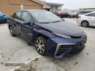 ✅ 2017 Toyota Mirai • VIN: JTDBVRBD8HA002101 • Lot: 63191842. Wystawiony na Copart z przebiegiem 67 458 mil. Bezpłatny archiwum sprzedaży aukcyjnych z USA i szczegółowy raport historii pojazdu na DreamBid. Zdjęcie 1.