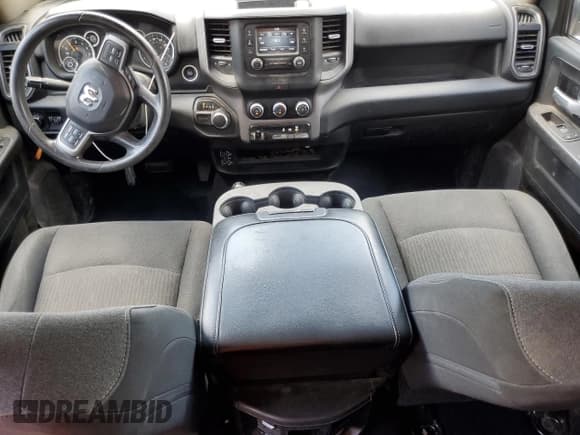 ✅ 2019 Ram 2500 Tradesman • VIN: 3C6UR5CJ2KG534938 • Lot: 69617755. Wystawiony na Copart z przebiegiem 122 322 mil. Bezpłatny archiwum sprzedaży aukcyjnych z USA i szczegółowy raport historii pojazdu na DreamBid. Zdjęcie 8.