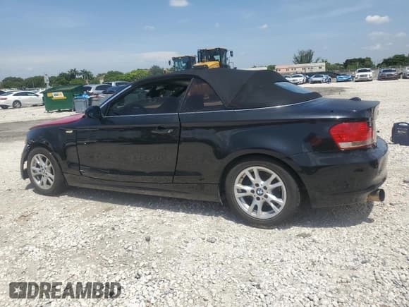 ✅ 2008 BMW 1 Series 128i • VIN: WBAUL73578VE89438 • Lot: 68758465. Wystawiony na Copart z przebiegiem 172 808 mil. Bezpłatny archiwum sprzedaży aukcyjnych z USA i szczegółowy raport historii pojazdu na DreamBid. Zdjęcie 2.