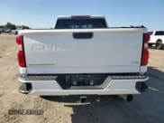 ✅ 2021 Chevrolet Silverado 2500HD LTZ • VIN: 1GC4YPEY7MF209269 • Лот: 55948895. Опубликован ранее на Copart с пробегом 70 110 миль. Бесплатный доступ к архиву аукционных продаж из США и подробный отчёт об истории автомобиля на DreamBid. Изображение 6.