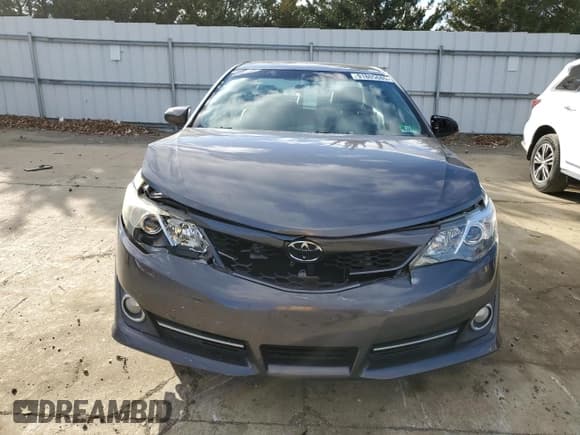 ✅ 2014 Toyota Camry SE • VIN: 4T1BF1FK7EU314245 • Лот: 91805685. Опубликован ранее на Copart с пробегом 96 295 миль. Бесплатный доступ к архиву аукционных продаж из США и подробный отчёт об истории автомобиля на DreamBid. Изображение 5.