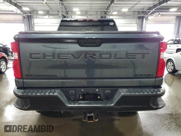 ✅ 2020 Chevrolet Silverado 2500HD Custom • VIN: 1GC4YME71LF173048 • Лот: 87095825. Опубликован ранее на Copart с пробегом 210 779 миль. Бесплатный доступ к архиву аукционных продаж из США и подробный отчёт об истории автомобиля на DreamBid. Изображение 6.