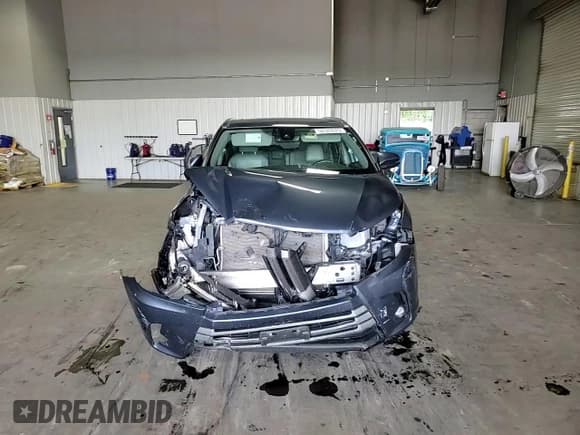 ✅ 2019 Toyota Highlander Limited Platinum • VIN: 5TDDZRFH0KS718933 • Lot: 58320875. Listed on Copart with 57,164 mi. Free auction sales archive from the USA and detailed vehicle history report at DreamBid. Image 15.