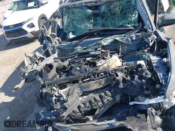 ✅ 2019 Jeep Cherokee Altitude • VIN: 1C4PJLLX8KD343253 • Lot: 42443842. Wystawiony na IAAI z przebiegiem Nie podano. Bezpłatny archiwum sprzedaży aukcyjnych z USA i szczegółowy raport historii pojazdu na DreamBid. Zdjęcie 10.