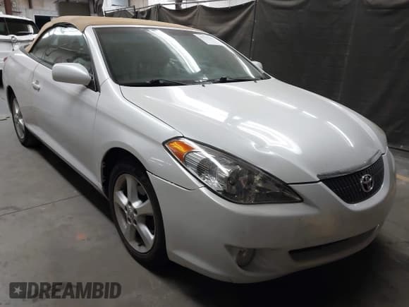 ✅ 2004 Toyota Solara SE • VIN: 4T1FA38P14U037336 • Lot: 42737291. Listed on IAAI with 79,576 mi. Free auction sales archive from the USA and detailed vehicle history report at DreamBid. Image 1.
