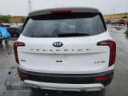 ✅ 2021 Kia Telluride LX • VIN: 5XYP2DHC9MG124721 • Lot: 83754325. Wystawiony na Copart z przebiegiem 75 398 mil. Bezpłatny archiwum sprzedaży aukcyjnych z USA i szczegółowy raport historii pojazdu na DreamBid. Zdjęcie 6.