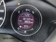 ✅ 2018 Honda HR-V EX-L • VIN: 3CZRU6H79JM724729 • Лот: 42919185. Опубликован ранее на IAAI с пробегом 81 520 миль. Бесплатный доступ к архиву аукционных продаж из США и подробный отчёт об истории автомобиля на DreamBid. Изображение 15.