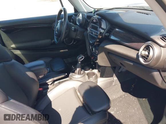 ✅ 2014 MINI Hardtop S • VIN: WMWXM7C59ET926080 • Лот: 42660420. Опубликован ранее на IAAI с пробегом 91 380 миль. Бесплатный доступ к архиву аукционных продаж из США и подробный отчёт об истории автомобиля на DreamBid. Изображение 5.