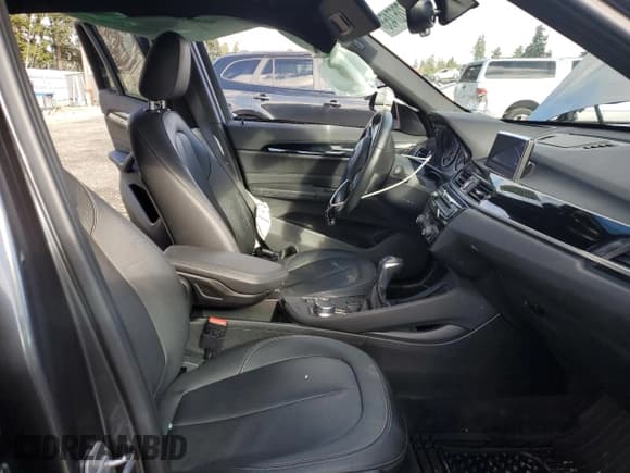 ✅ 2017 BMW X1 sDrive28i • VIN: WBXHU7C30H5H35992 • Lot: 87267455. Listed on Copart with 69,246 mi. Free auction sales archive from the USA and detailed vehicle history report at DreamBid. Image 7.