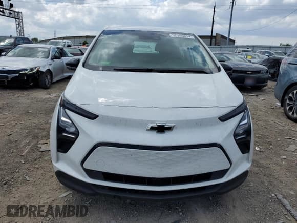 ✅ 2023 Chevrolet Bolt EV 2LT • VIN: 1G1FX6S00P4129132 • Lot: 52396654. Wystawiony na Copart z przebiegiem 13 035 mil. Bezpłatny archiwum sprzedaży aukcyjnych z USA i szczegółowy raport historii pojazdu na DreamBid. Zdjęcie 5.