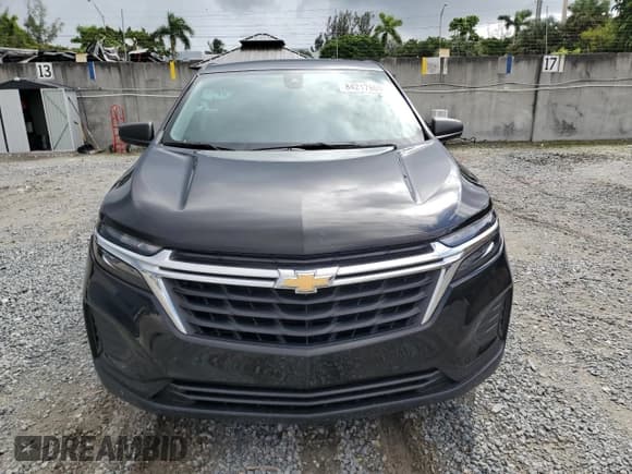 ✅ 2022 Chevrolet Equinox LS • VIN: 2GNAXHEV4N6150346 • Лот: 84217665. Опубликован ранее на Copart с пробегом 27 327 миль. Бесплатный доступ к архиву аукционных продаж из США и подробный отчёт об истории автомобиля на DreamBid. Изображение 5.