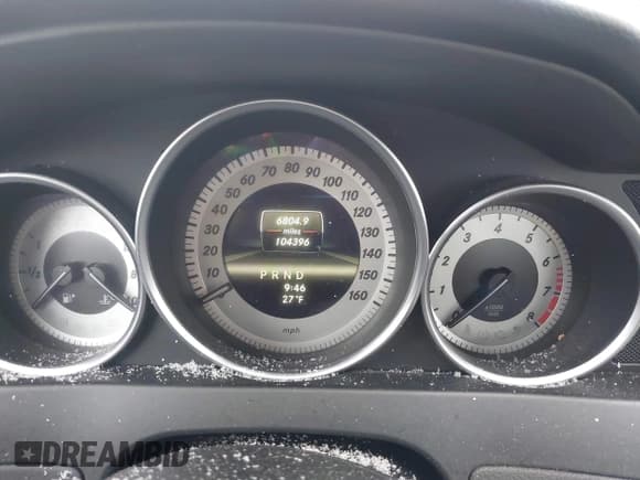 ✅ 2013 Mercedes-Benz C 300 Sport • VIN: WDDGF8AB3DR262761 • Lot: 41310928. Listed on IAAI with 104,396 mi. Free auction sales archive from the USA and detailed vehicle history report at DreamBid. Image 7.