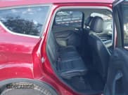 ✅ 2017 Ford Escape Titanium • VIN: 1FMCU0JD7HUA79136 • Lot: 43697186. Wystawiony na IAAI z przebiegiem 97 378 mil. Bezpłatny archiwum sprzedaży aukcyjnych z USA i szczegółowy raport historii pojazdu na DreamBid. Zdjęcie 8.