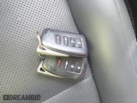 ✅ 2017 Lexus IS 200t • VIN: JTHBA1D23H5059662 • Lot: 43470484. Wystawiony na IAAI z przebiegiem 71 518 mil. Bezpłatny archiwum sprzedaży aukcyjnych z USA i szczegółowy raport historii pojazdu na DreamBid. Zdjęcie 11.