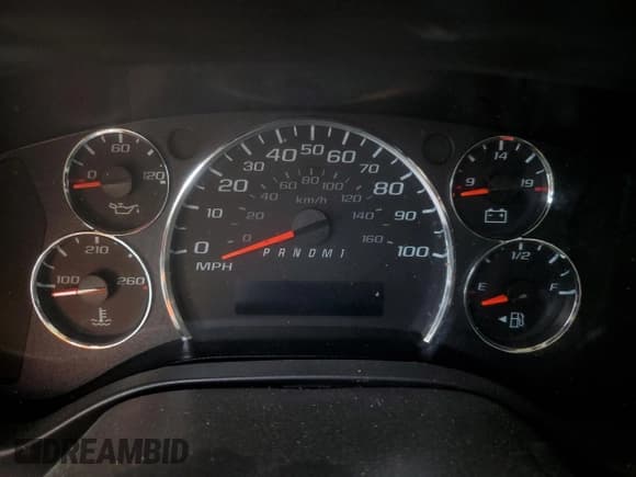 ✅ 2025 GMC Savana Cargo • VIN: 1GTW7AFP6S1217789 • Лот: 93034565. Опубликован ранее на Copart с пробегом Не указан. Бесплатный доступ к архиву аукционных продаж из США и подробный отчёт об истории автомобиля на DreamBid. Изображение 9.