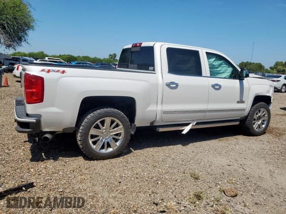 ✅ 2016 Chevrolet Silverado 1500 High Country • VIN: 3GCUKTEC2GG367259 • Лот: 70656455. Опубликован ранее на Copart с пробегом 164 039 миль. Бесплатный доступ к архиву аукционных продаж из США и подробный отчёт об истории автомобиля на DreamBid. Изображение 3.