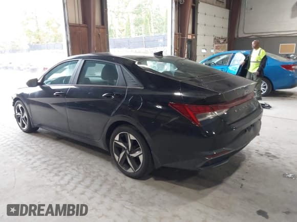 ✅ 2023 Hyundai Elantra Limited • VIN: KMHLN4AJ4PU046426 • Lot: 43323375. Listed on IAAI with 104,447 mi. Free auction sales archive from the USA and detailed vehicle history report at DreamBid. Image 3.