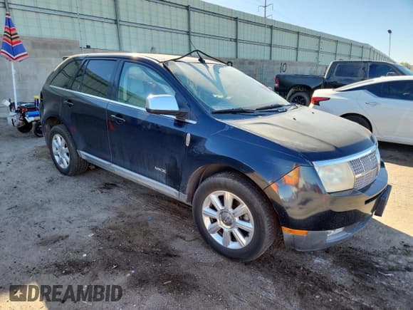 ✅ 2008 Lincoln MKX • VIN: 2LMDU88C88BJ04166 • Lot: 87383525. Listed on Copart with 152,004 mi. Free auction sales archive from the USA and detailed vehicle history report at DreamBid. Image 4.