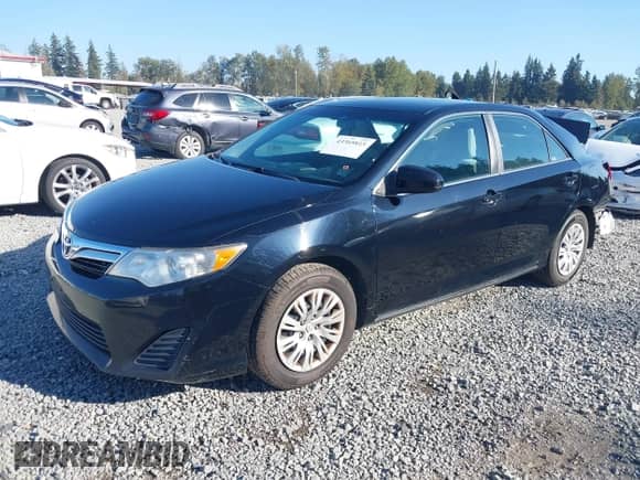 2013 Toyota Camry L с VIN 4T4BF1FK4DR328978, выставлен на аукционе IAAI как лот 43305815 с пробегом 139 045 миль миль и . История ставок и продаж доступна на DreamBid. Изображение 18.