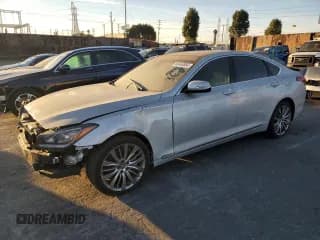 ✅ 2015 Hyundai Genesis 5.0L • VIN: KMHGN4JF6FU058976 • Lot: 80463854. Wystawiony na Copart z przebiegiem 75 867 mil. Bezpłatny archiwum sprzedaży aukcyjnych z USA i szczegółowy raport historii pojazdu na DreamBid. Zdjęcie 1.