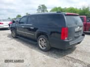 ✅ 2013 Cadillac Escalade ESV Platinum Edition • VIN: 1GYS4KEF5DR141843 • Lot: 42429769. Listed on IAAI with 316,231 mi. Free auction sales archive from the USA and detailed vehicle history report at DreamBid. Image 3.