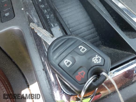 ✅ 2011 Ford Mustang V6 • VIN: 1ZVBP8AM9B5134433 • Lot: 42569131. Listed on IAAI with 84,747 mi. Free auction sales archive from the USA and detailed vehicle history report at DreamBid. Image 11.