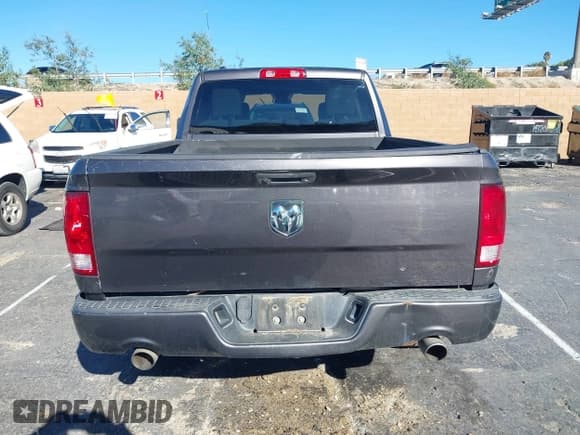 ✅ 2018 Ram 1500 Express • VIN: 1C6RR6FT8JS112768 • Lot: 43862172. Listed on IAAI with 201,007 mi. Free auction sales archive from the USA and detailed vehicle history report at DreamBid. Image 16.
