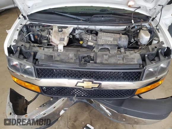 ✅ 2019 Chevrolet Express Passenger LT • VIN: 1GAZGPFG2K1264794 • Lot: 80085085. Wystawiony na Copart z przebiegiem 76 561 mil. Bezpłatny archiwum sprzedaży aukcyjnych z USA i szczegółowy raport historii pojazdu na DreamBid. Zdjęcie 12.