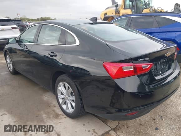 2025 Chevrolet Malibu LT with VIN 1G1ZD5ST8SF115941, listed as a IAAI auction lot 43519473 with 27,579 mi miles and . Bid and sale history available at DreamBid. Image 3.