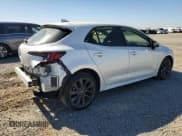 ✅ 2023 Toyota Corolla XSE • VIN: JTNC4MBE5P3212849 • Lot: 82447325. Wystawiony na Copart z przebiegiem 14 553 mil. Bezpłatny archiwum sprzedaży aukcyjnych z USA i szczegółowy raport historii pojazdu na DreamBid. Zdjęcie 3.