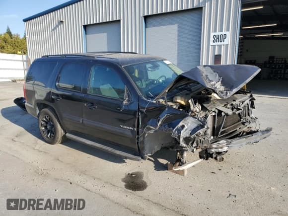 ✅ 2007 GMC Yukon SLE • VIN: 1GKFC13097R193598 • Lot: 72038755. Listed on Copart with 211,726 mi. Free auction sales archive from the USA and detailed vehicle history report at DreamBid. Image 4.