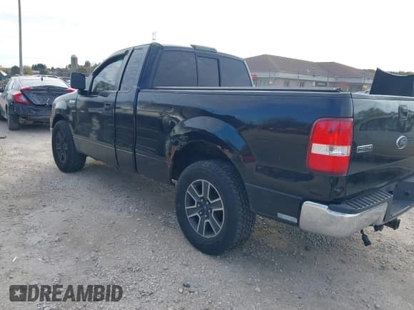 ✅ 2005 Ford F-150 XL • VIN: 1FTRF125X5NB52513 • Лот: 43476471. Опубликован ранее на IAAI с пробегом 222 967 миль. Бесплатный доступ к архиву аукционных продаж из США и подробный отчёт об истории автомобиля на DreamBid. Изображение 3.
