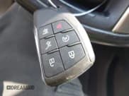 ✅ 2021 Chevrolet Suburban LT • VIN: 1GNSKCKDXMR137654 • Lot: 42766378. Wystawiony na IAAI z przebiegiem 201 403 mil. Bezpłatny archiwum sprzedaży aukcyjnych z USA i szczegółowy raport historii pojazdu na DreamBid. Zdjęcie 11.