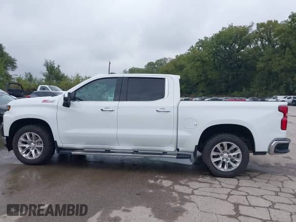 2022 Chevrolet Silverado 1500 LTZ z VIN 3GCUYGED2NG208849, wystawiony jako IAAI lot #43281095 z przebiegiem 71 268 mil mil oraz . Historia ofert i sprzedaży dostępna na DreamBid. Obrazek 14.
