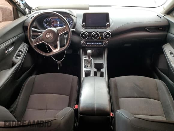 ✅ 2021 Nissan Sentra SV • VIN: 3N1AB8CV3MY308668 • Lot: 44756235. Listed on Copart with 40,102 mi. Free auction sales archive from the USA and detailed vehicle history report at DreamBid. Image 8.