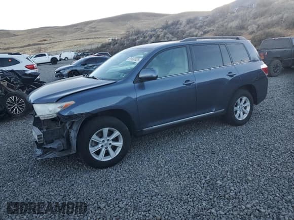 ✅ 2013 Toyota Highlander Plus • VIN: 5TDBK3EH3DS233960 • Lot: 91637425. Listed on Copart with 121,025 mi. Free auction sales archive from the USA and detailed vehicle history report at DreamBid. Image 1.