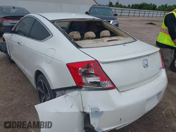 ✅ 2011 Honda Accord EX-L • VIN: 1HGCS2B82BA003664 • Лот: 42621826. Опубликован ранее на IAAI с пробегом 86 075 миль. Бесплатный доступ к архиву аукционных продаж из США и подробный отчёт об истории автомобиля на DreamBid. Изображение 18.