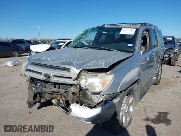 ✅ 2003 Toyota 4Runner Limited • VIN: JTEZT17R330006786 • Lot: 41209113. Listed on IAAI with 274,096 mi. Free auction sales archive from the USA and detailed vehicle history report at DreamBid. Image 2.