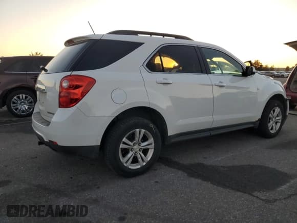 ✅ 2015 Chevrolet Equinox LT • VIN: 1GNALBEK5FZ111172 • Lot: 82703785. Wystawiony na Copart z przebiegiem 139 122 mil. Bezpłatny archiwum sprzedaży aukcyjnych z USA i szczegółowy raport historii pojazdu na DreamBid. Zdjęcie 3.
