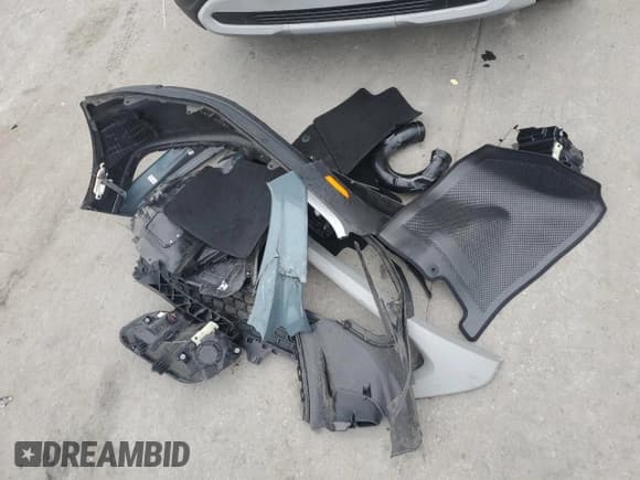 ✅ 2022 Hyundai Kona SE • VIN: KM8K22AB0NU764442 • Лот: 73220054. Опубликован ранее на Copart с пробегом 17 974 миль. Бесплатный доступ к архиву аукционных продаж из США и подробный отчёт об истории автомобиля на DreamBid. Изображение 13.