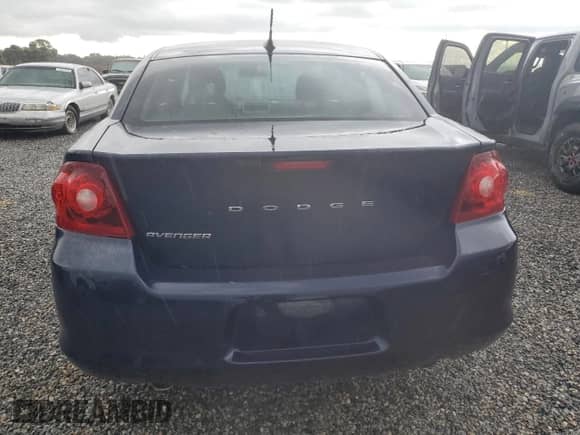 2014 Dodge Avenger SE с VIN 1C3CDZAG5EN165347, выставлен на аукционе Copart как лот 74216674 с пробегом Не указан миль и Списание • Salvage title. История ставок и продаж доступна на DreamBid. Изображение 6.